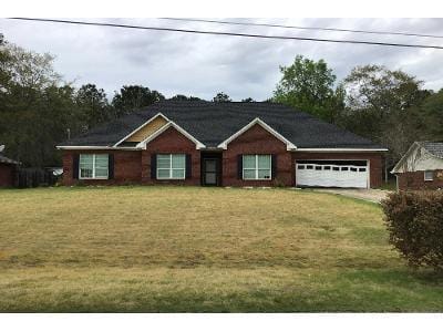 Lee Road 553 for Sale