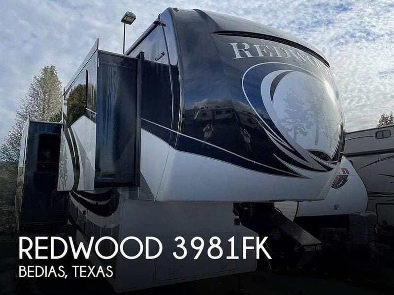 Cross Roads Redwood 3981FK Fifth Wheel 2020 for Sale