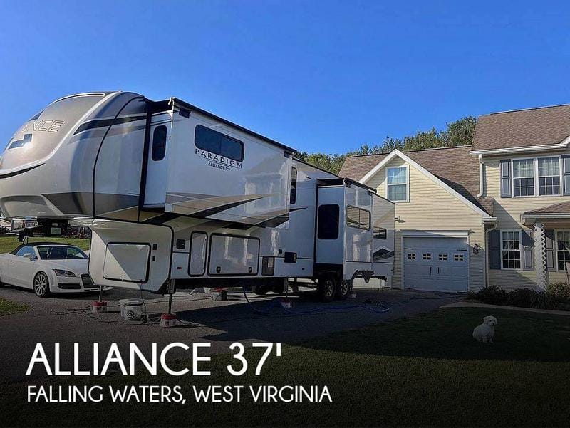 Skyline Alliance Paradigm 372RK Fifth Wheel 2022 for Sale