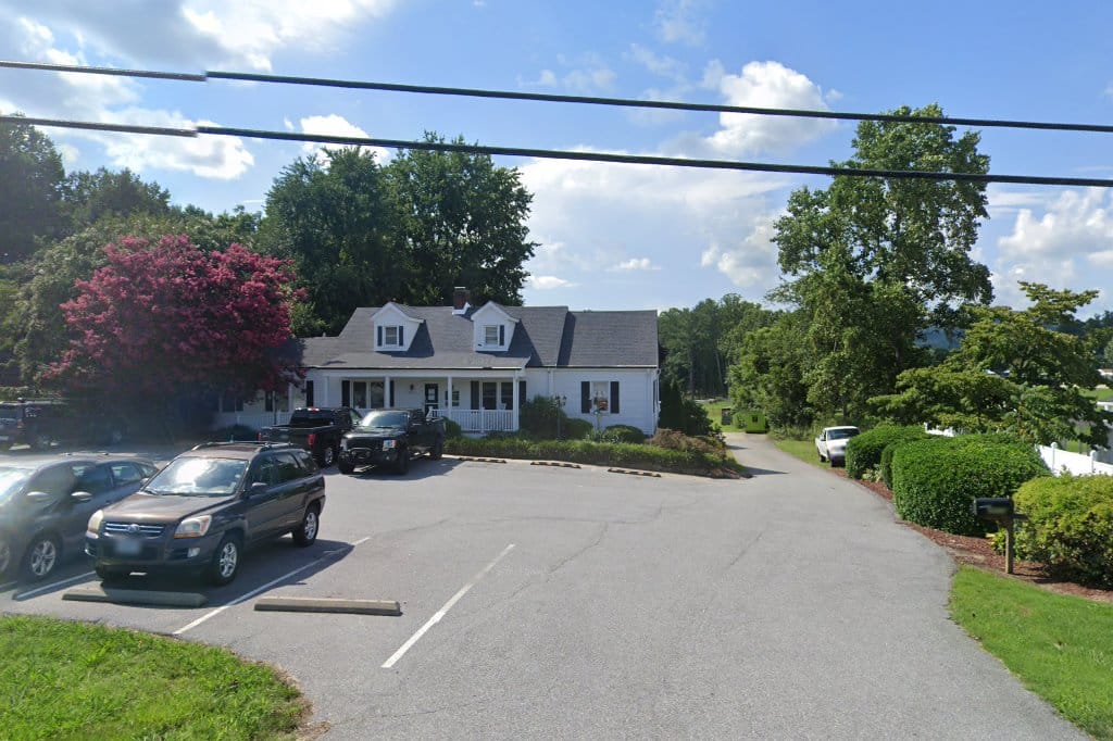 Apple Valley Animal Hospital