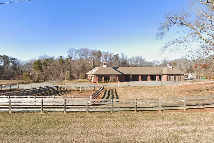 Carolina Equine Hospital