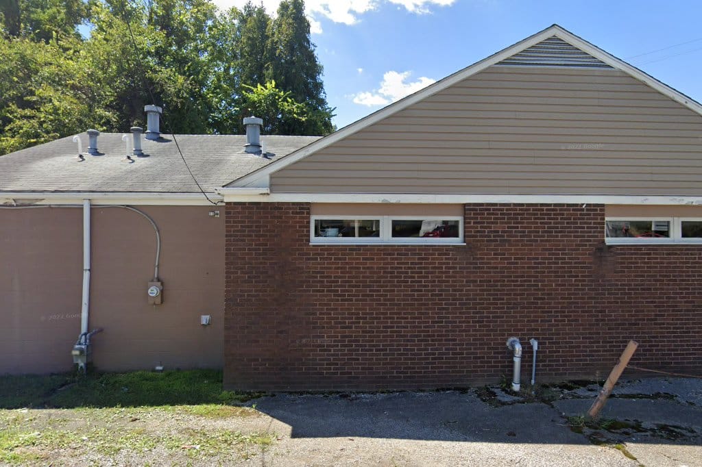 Guyan Animal Hospital