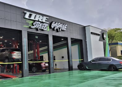Armstrong Auto Care - Aventura