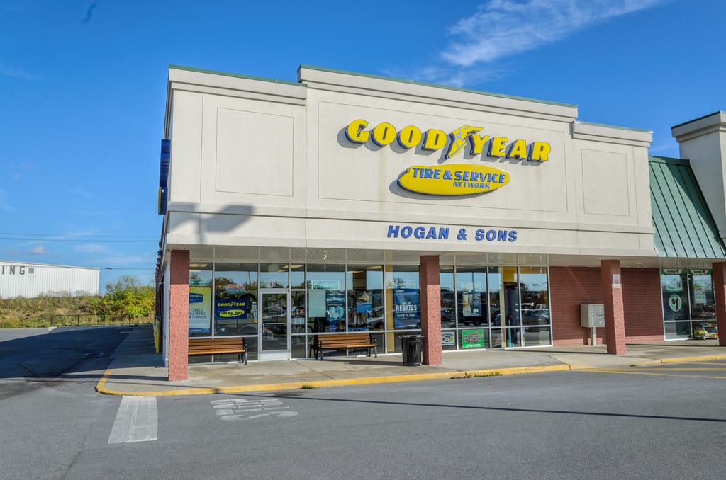 Hogan & Sons Tire & Auto #6007
