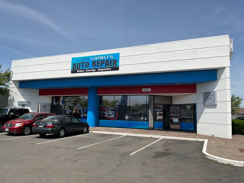 Lomeli's Auto Repair