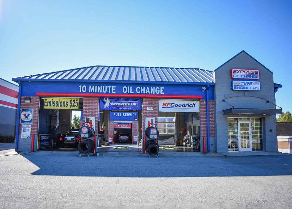 Express Oil Change & Tire Engineers - Foley