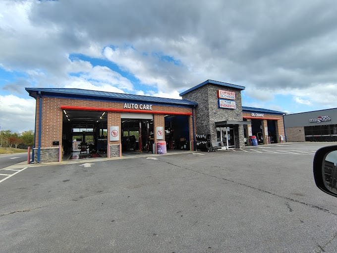 Express Oil Change & Tire Engineers - Dacula