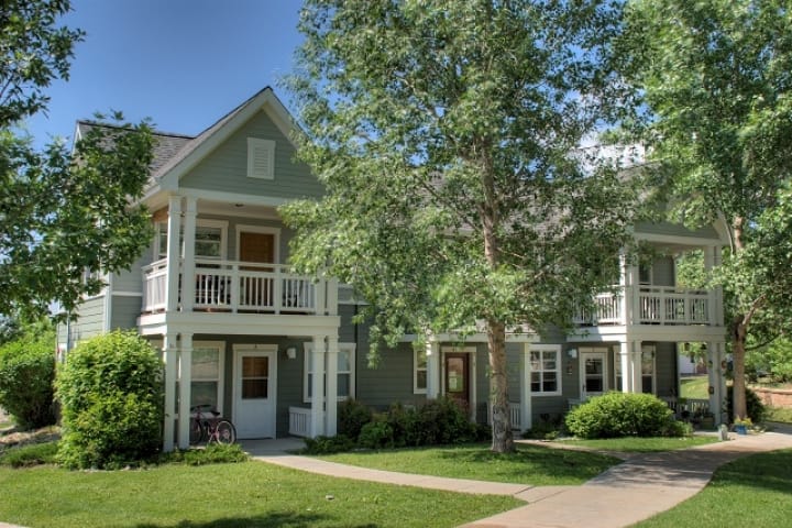 Foothills Community