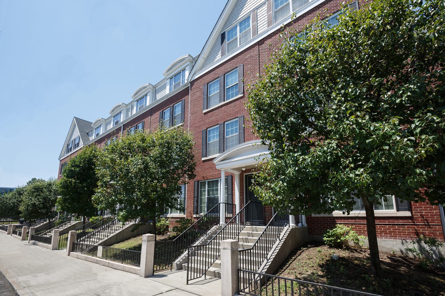 Taylor Street Apartments