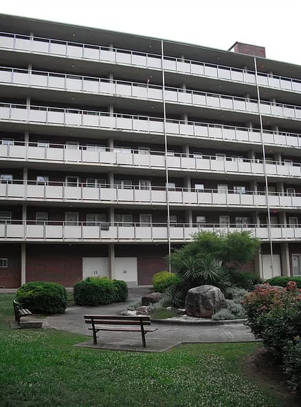 Hardy, Frost & Barron Apartments
