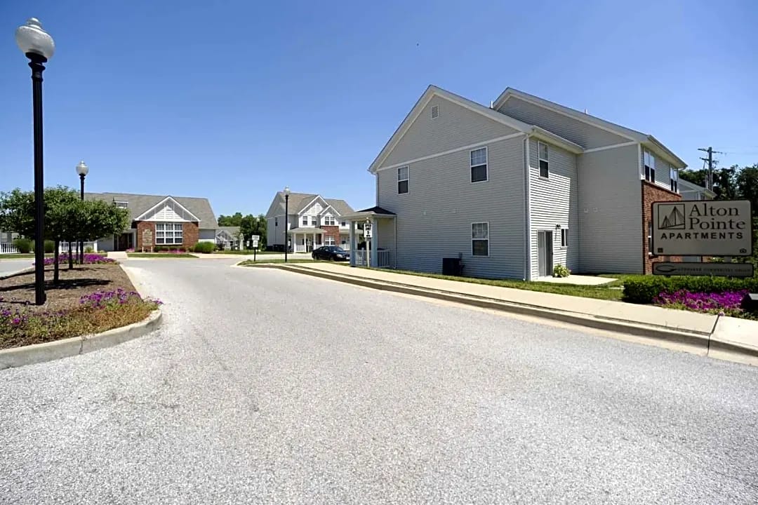 Alton Pointe Apatments