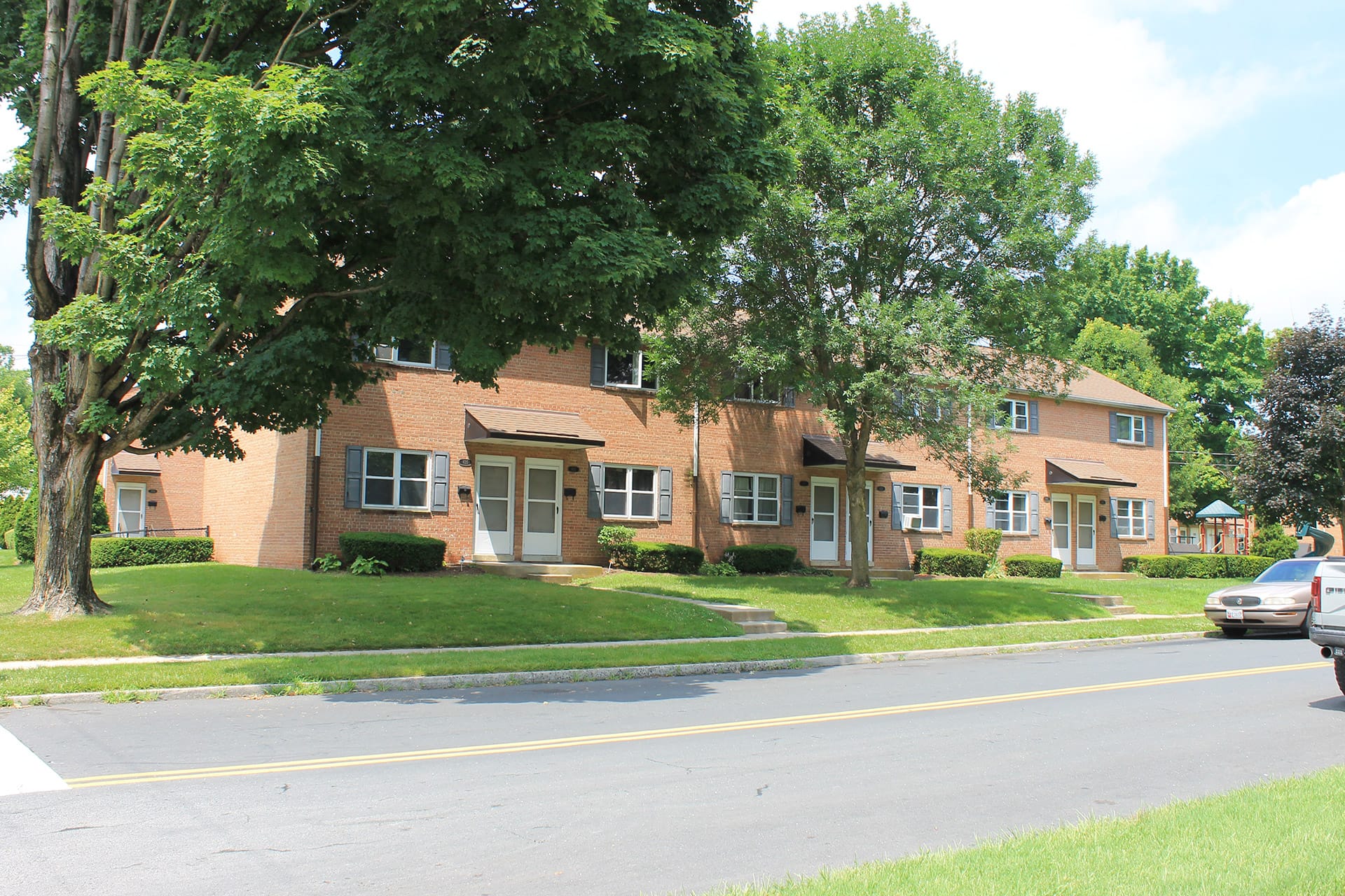 Frederick Manor