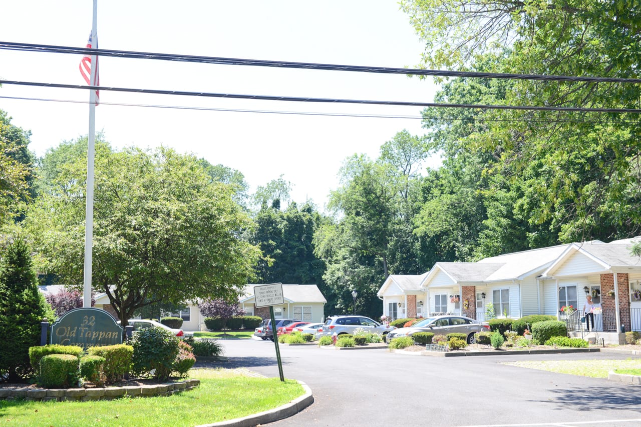 Old Tappan Commons