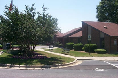 Forest Hills Apartments