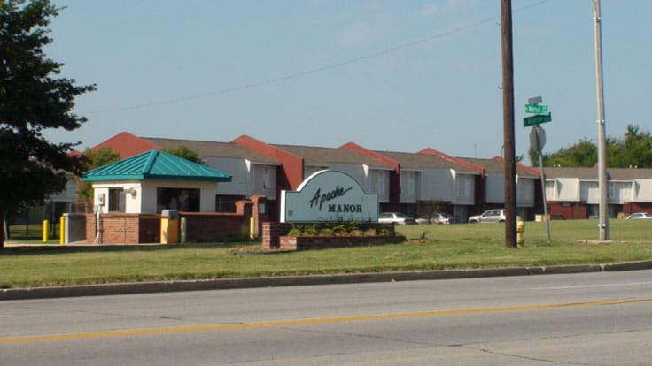Apache Manor