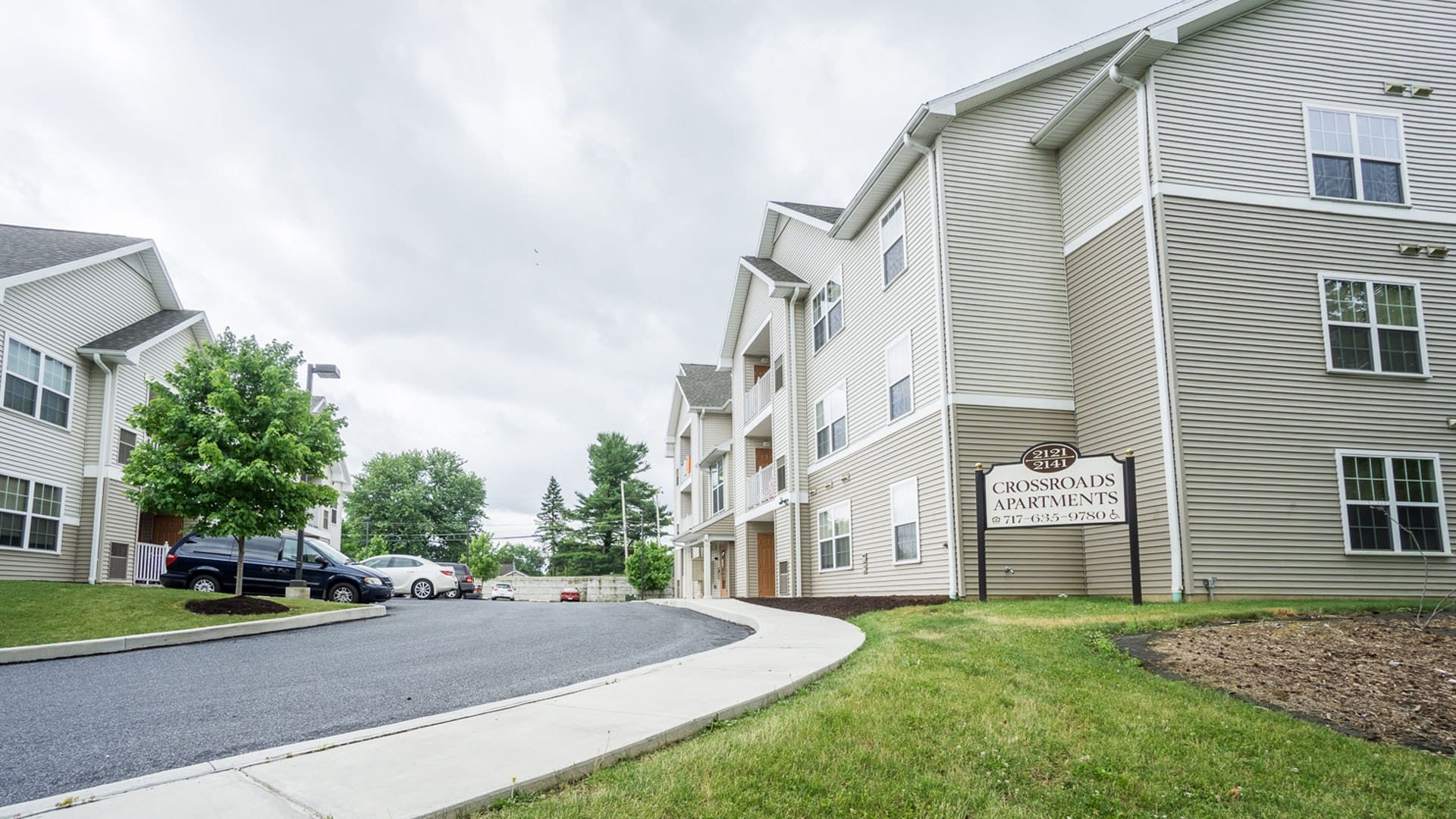 Crossroads Apartments