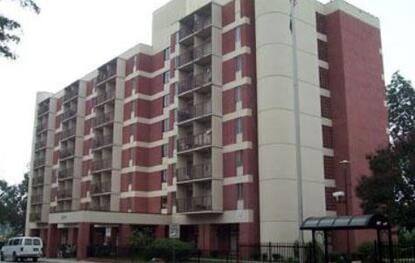Oak Read High Rise