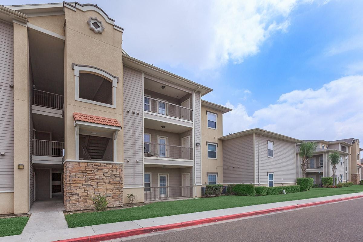Retama Village Apartments
