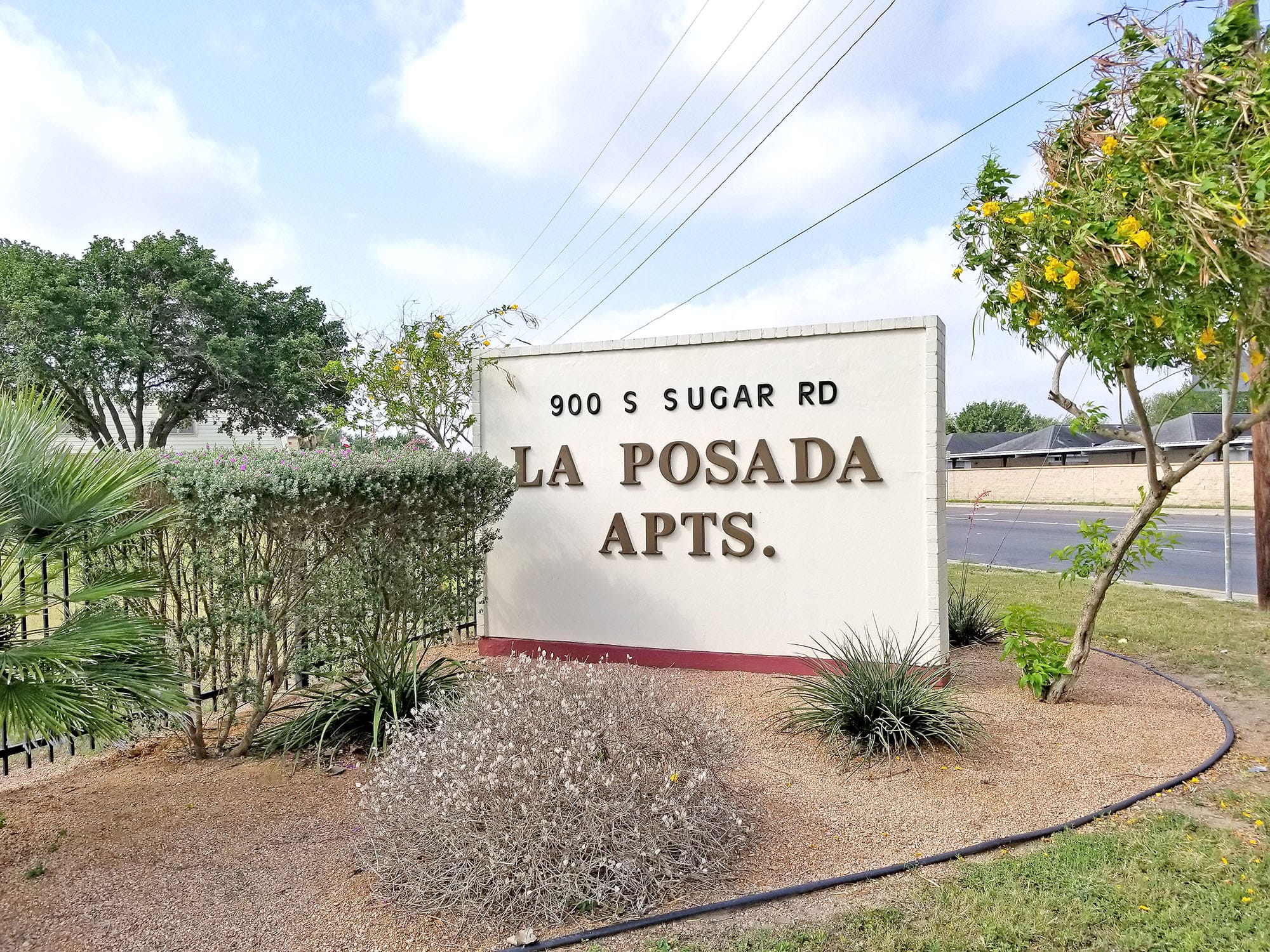 La Posada Apartments