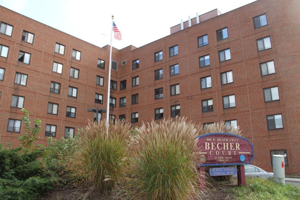 Becher Court